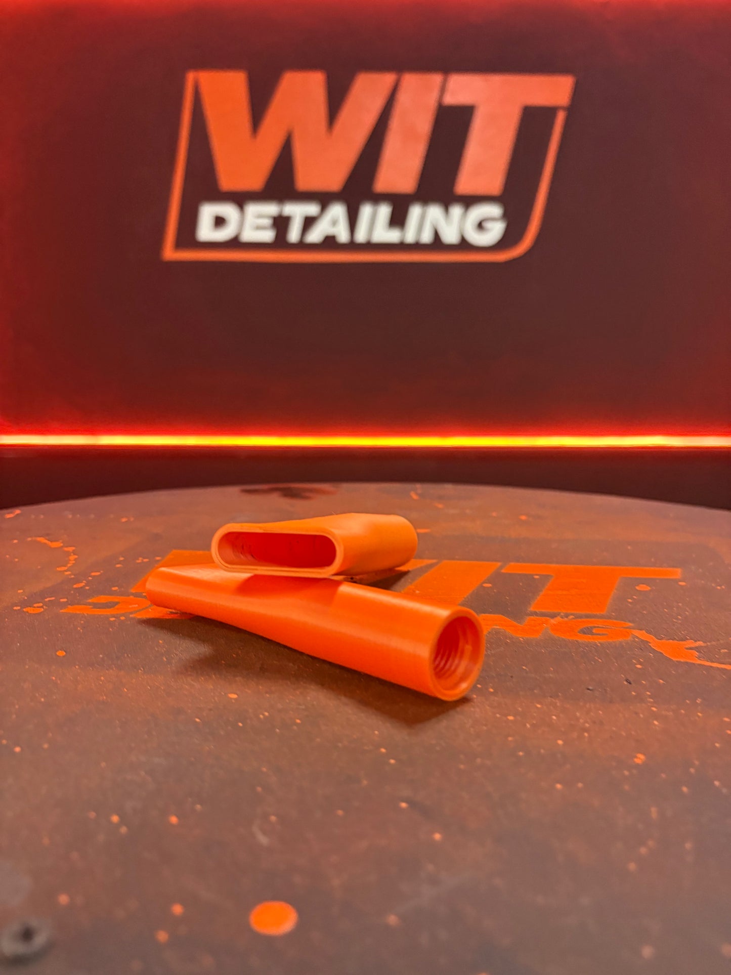 TORNADO HEADS